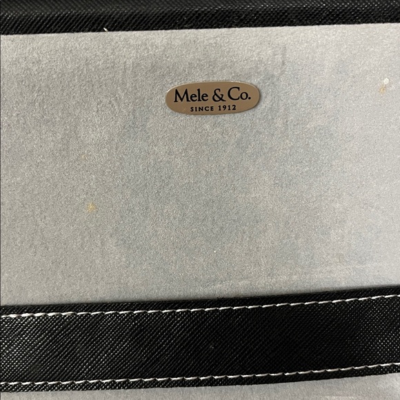 Mele & Co Sleek Black Watch Case - Picture 5 of 7